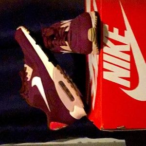 Purple air max 1s
